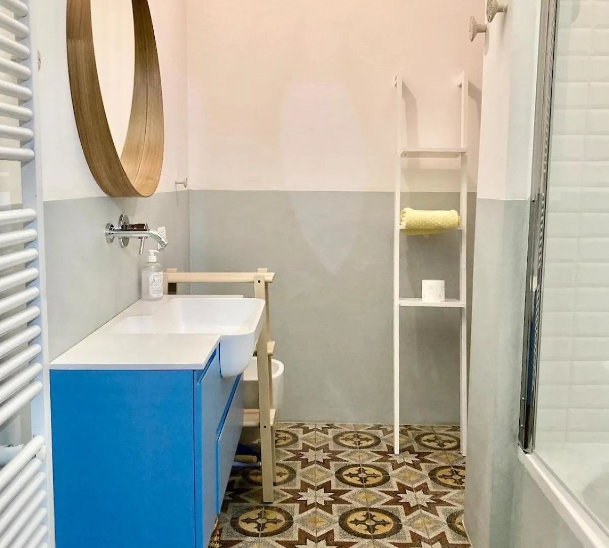 Stilish 2 Bedrooms Apartment With Terrace, Design District - Paolo Sarpi Milan